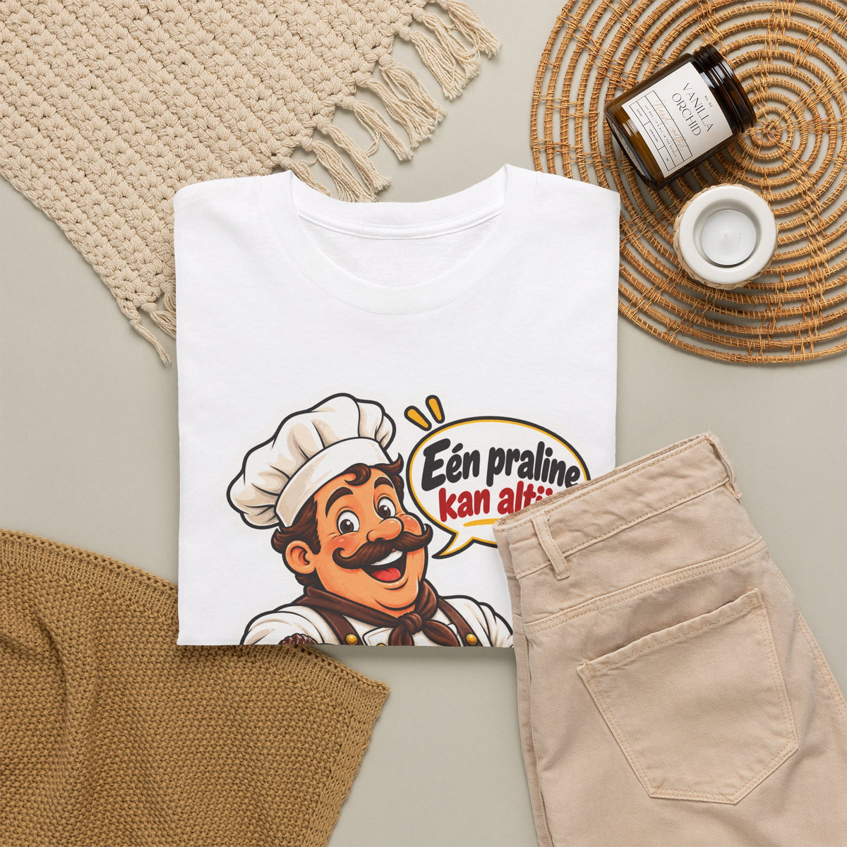 EÉN PRALINE KAN ALTIJD! Unisex T-shirt | Belgische Chocolade | VlaamseKracht®