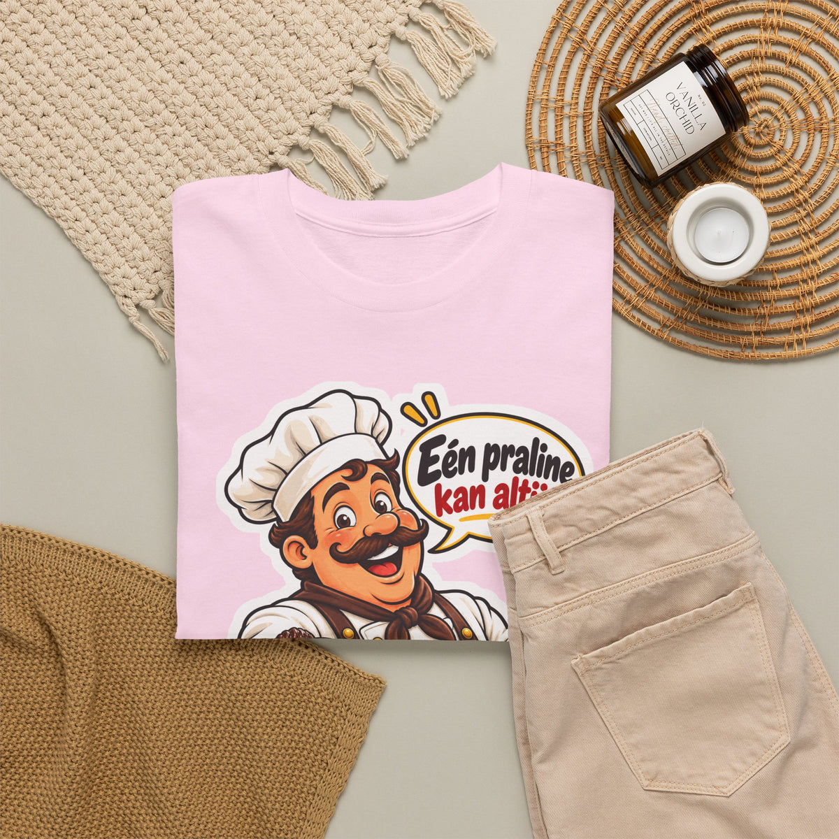 EÉN PRALINE KAN ALTIJD! Unisex T-shirt | Belgische Chocolade | VlaamseKracht®