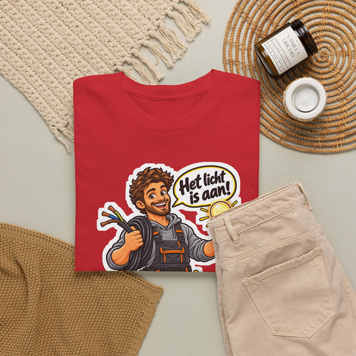 HET LICHT IS AAN! Unisex T-shirt | De Elektricien | VlaamseKracht®
