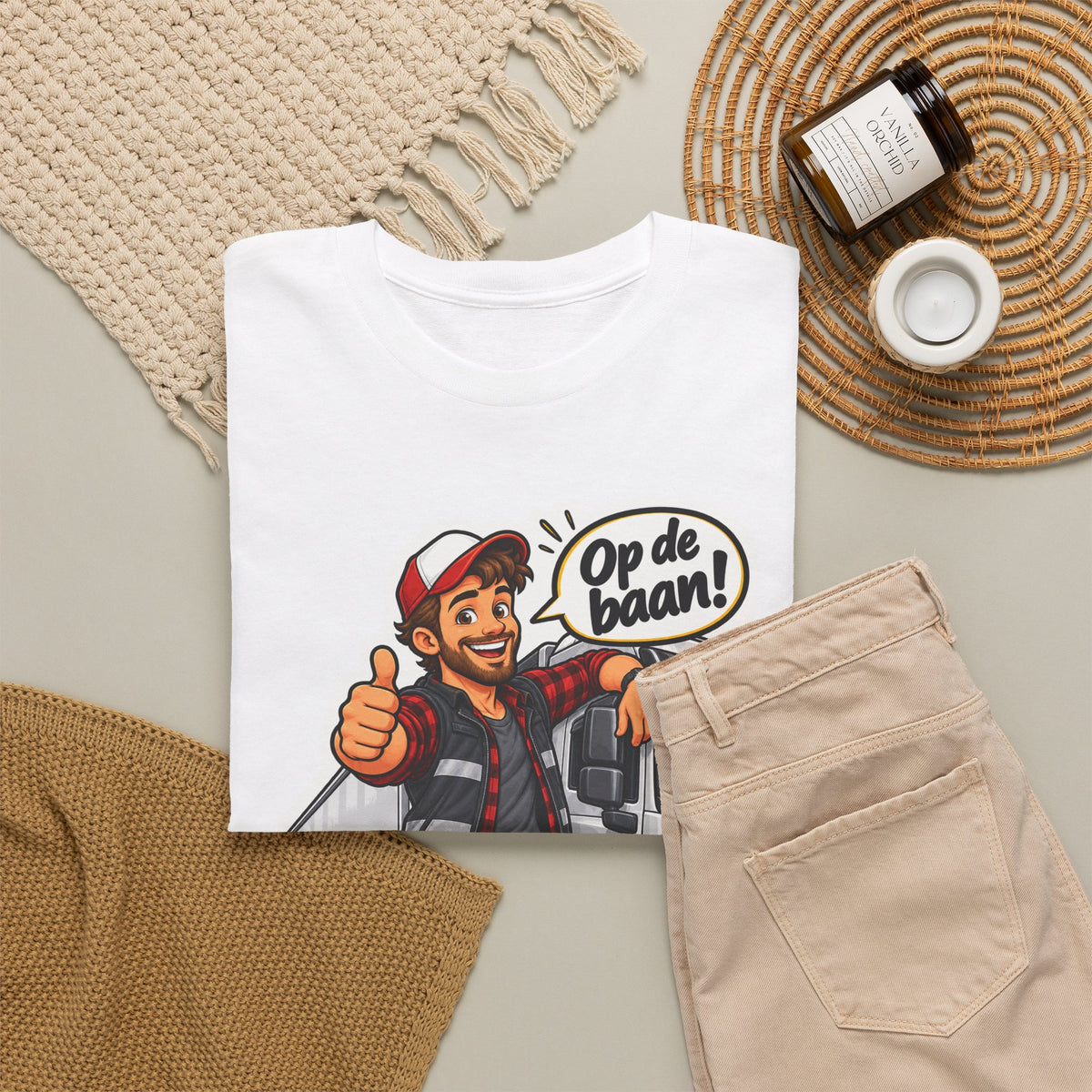 OP DE BAAN! Unisex T-shirt | De Vrachtwagenchauffeur | VlaamseKracht®